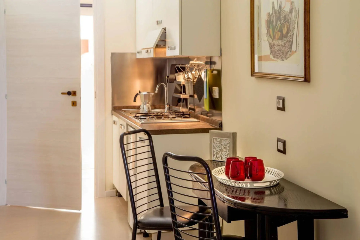 Roma Central Guest House