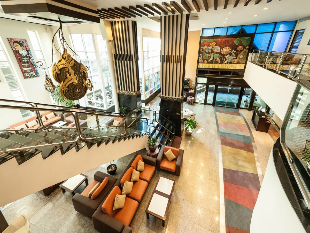 Pinnacle Lumpinee Park Hotel