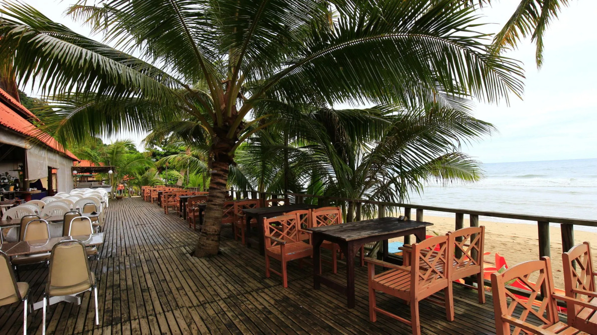 White Sand Beach Resort