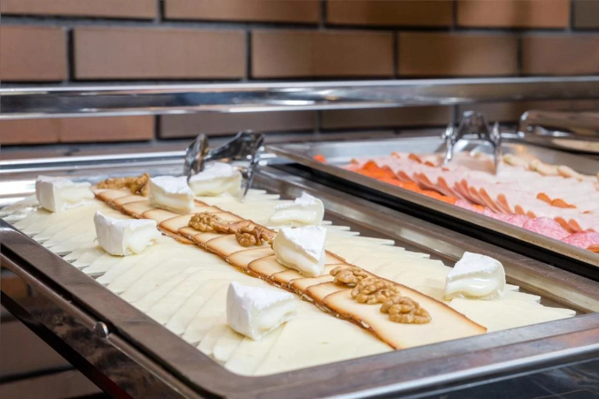 Отель Marmara Hotel Budapest