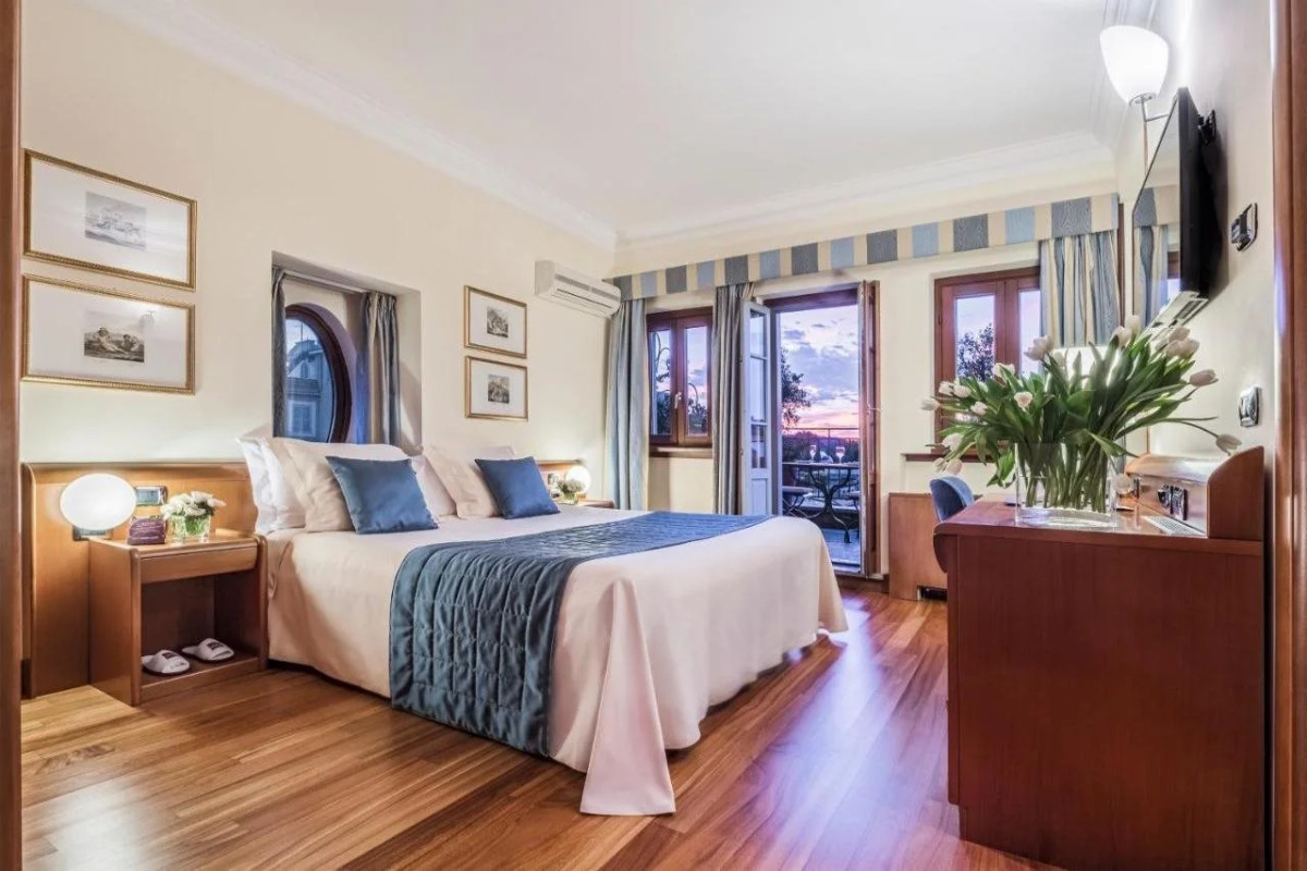 Отель Ponte Sisto