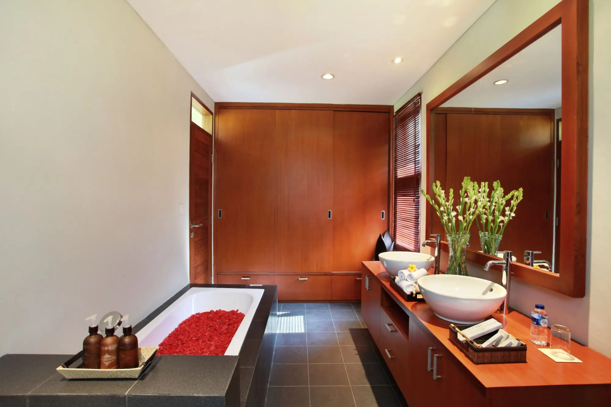 Nyanyi Sanctuary Villa by Ini Vie Hospitality