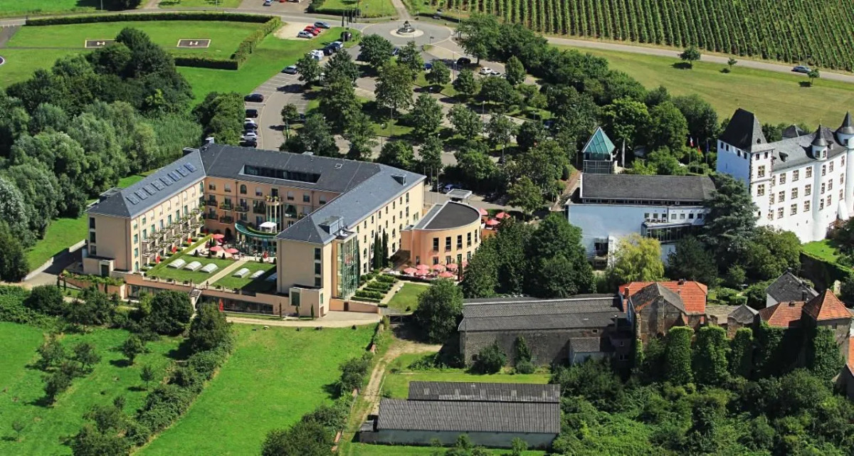 Victor's Residenz - Hotel Schloss Berg