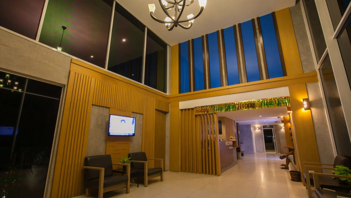 B2 Sea View Pattaya Boutique & Budget Hotel