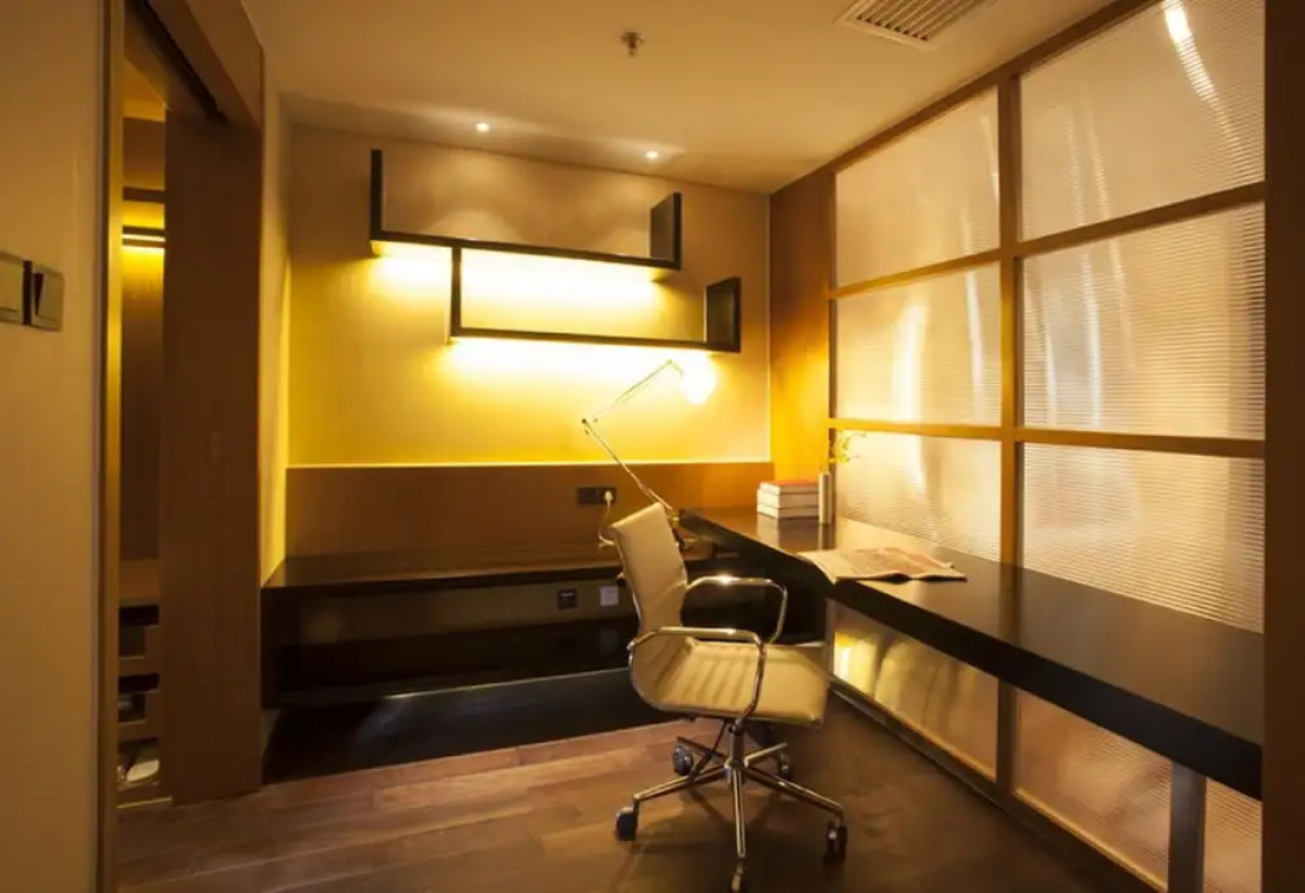 Lee Garden Service Apartment