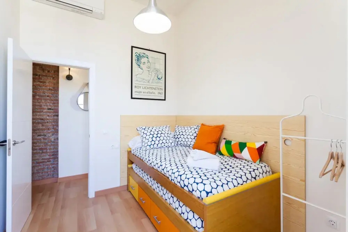 Cozy Flat Niño de Guevara