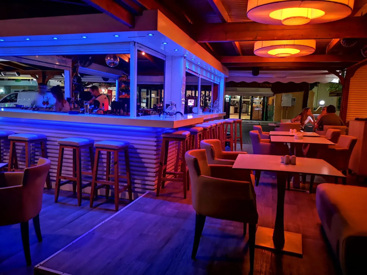 Elmi Suites Beach Hotel - All Inclusive