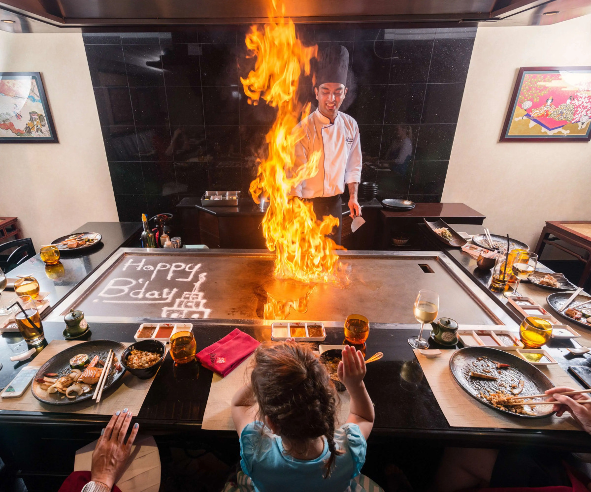 Radisson Blu Hotel, Dubai Deira Creek