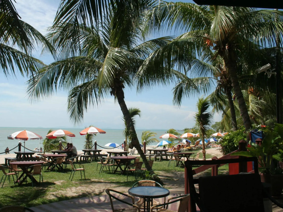 Rainbow Paradise Beach Resort