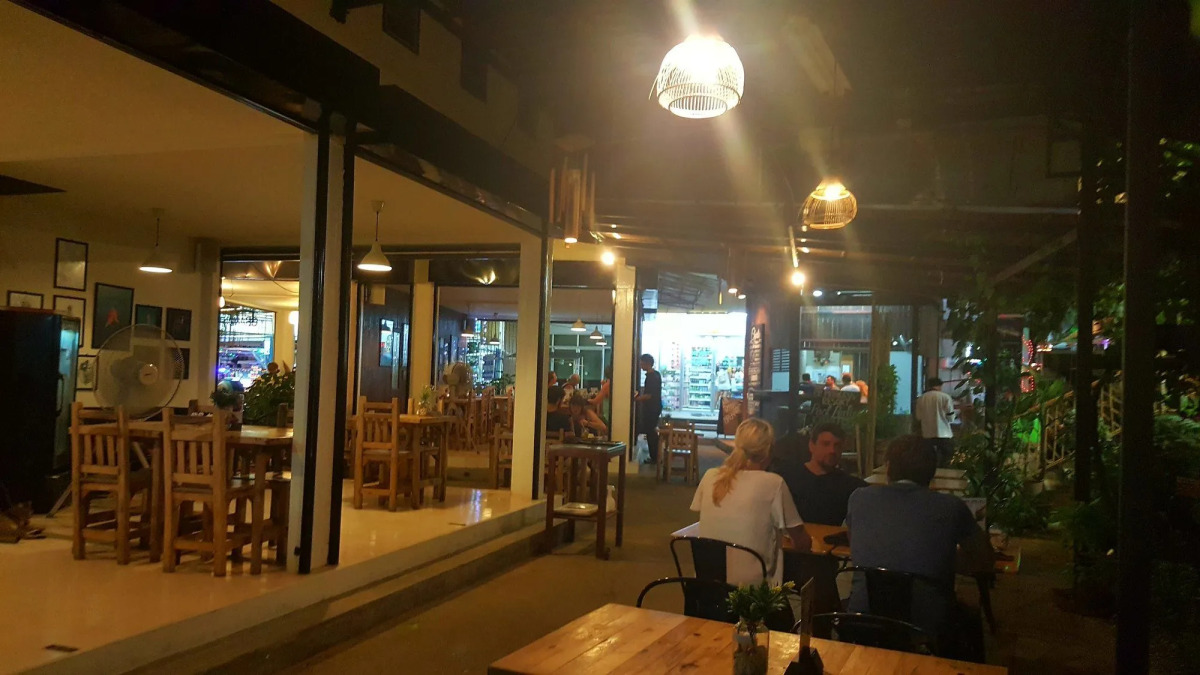 PP Charlie Beach Resort