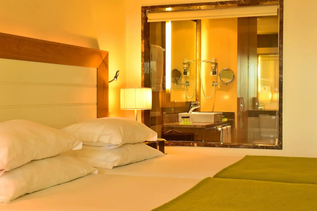 Pestana Promenade Ocean Resort Hotel