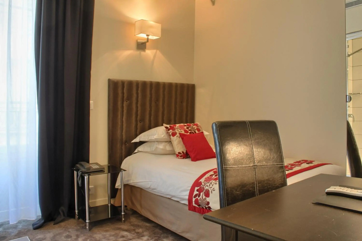 Hôtel Lion d'Or Louvre