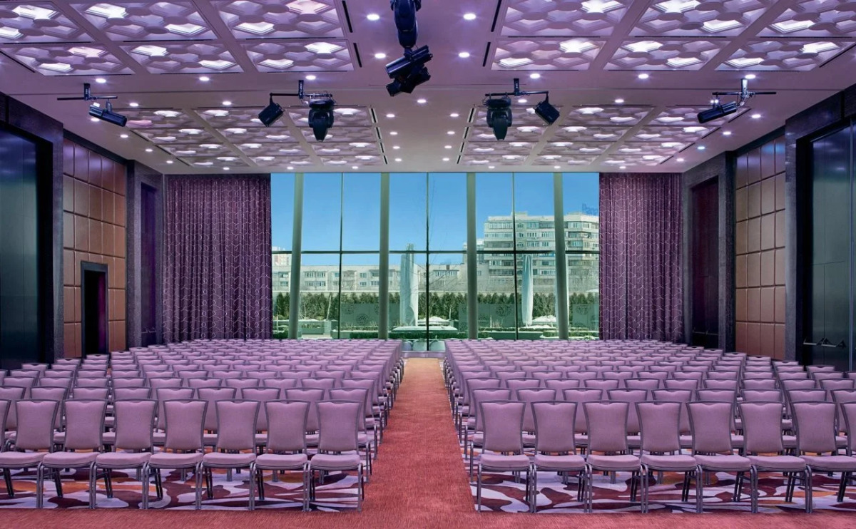 Отель The Ritz-carlton, Almaty