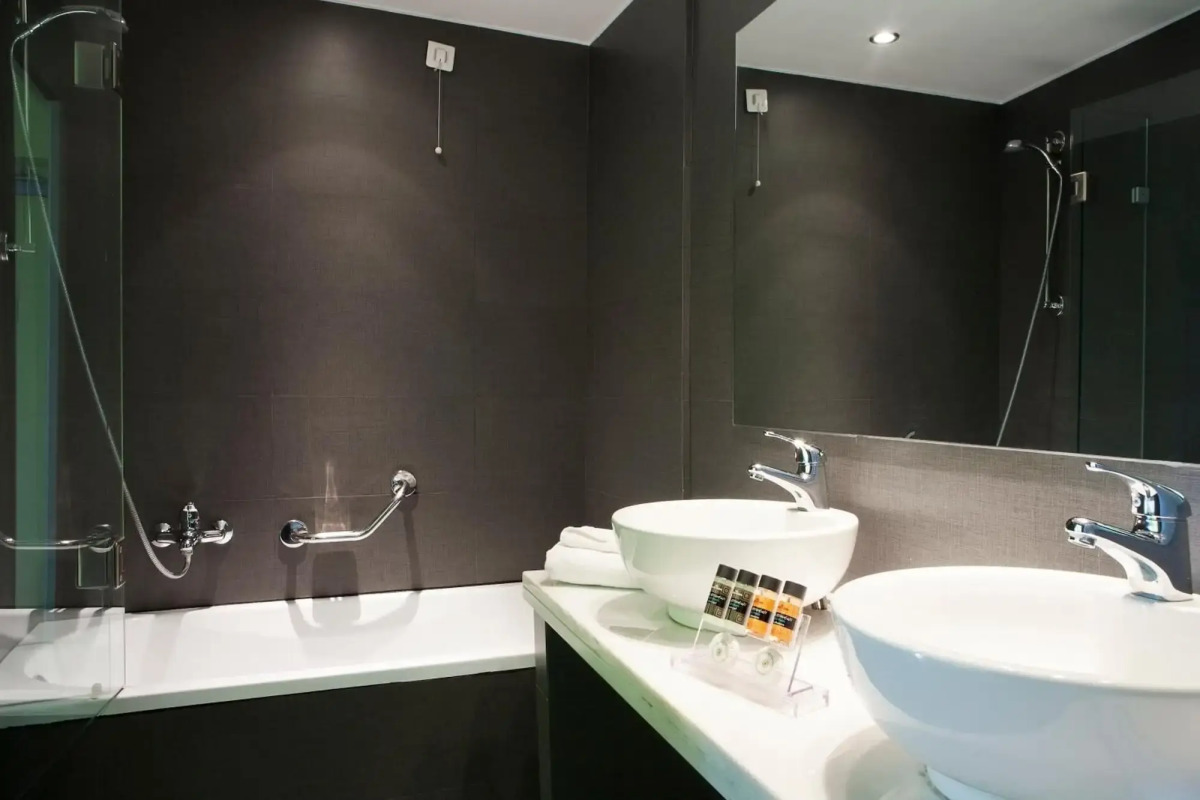 Отель Athens Center Square