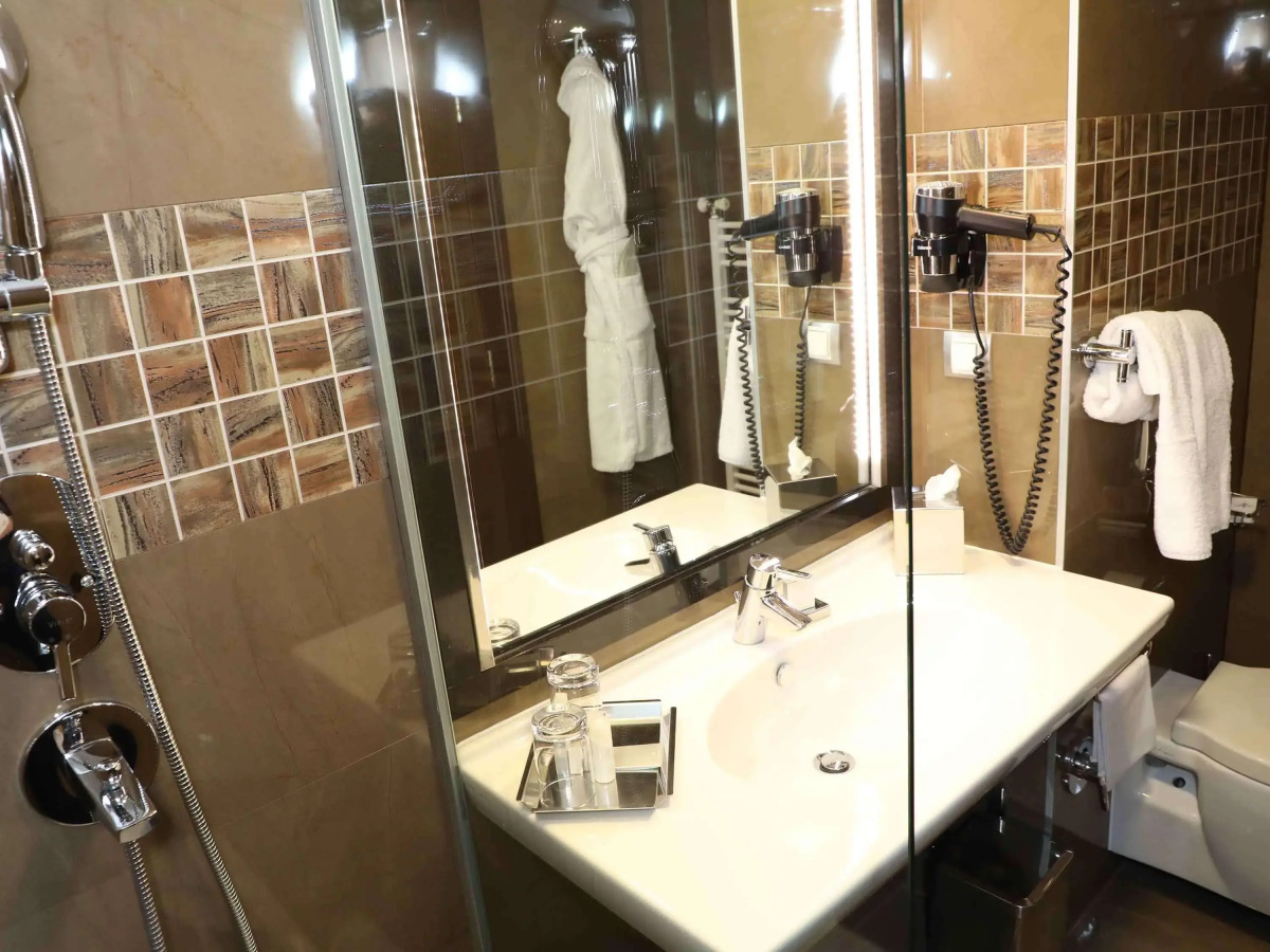 Отель Movenpick Hotel Sarajevo