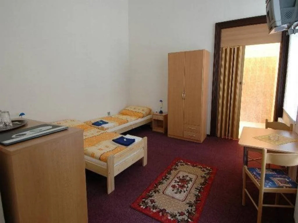 U Dvou Zlatych Klicu