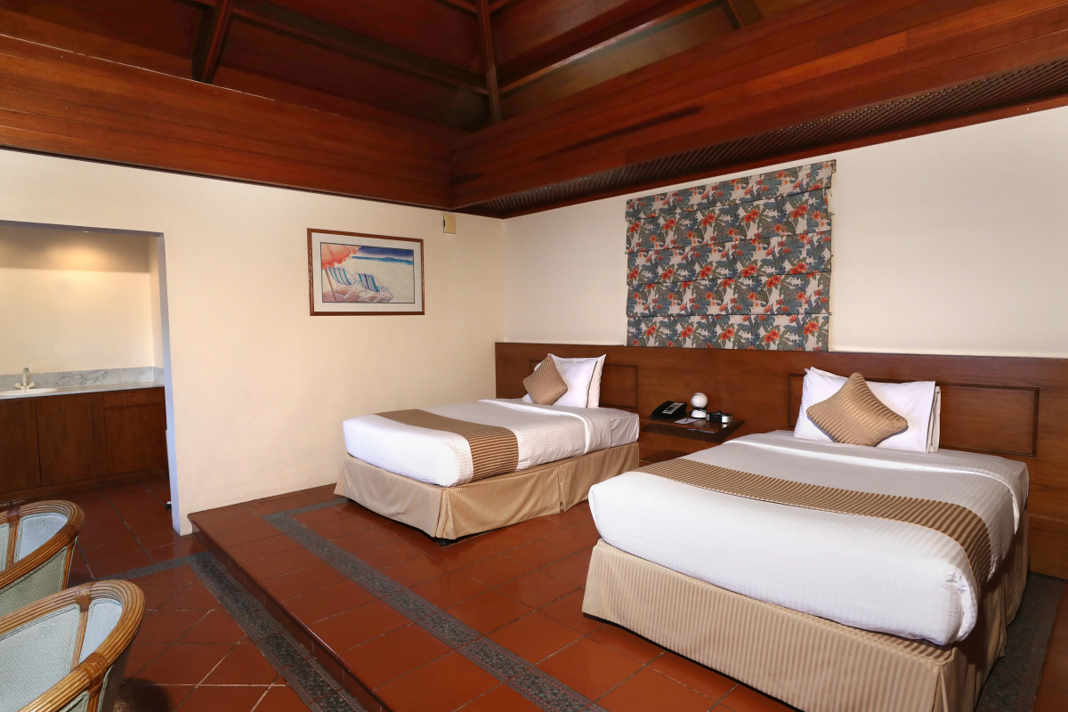 Al Bander Hotel & Resort