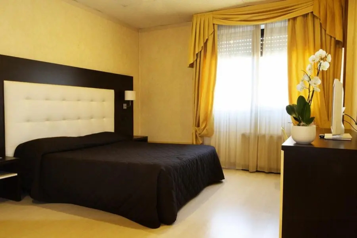 JR Hotels Bologna Amadeus