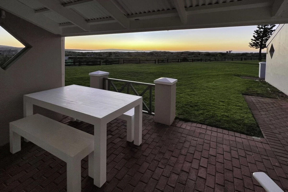 Seehuisie, Langebaan 6-Sleeper