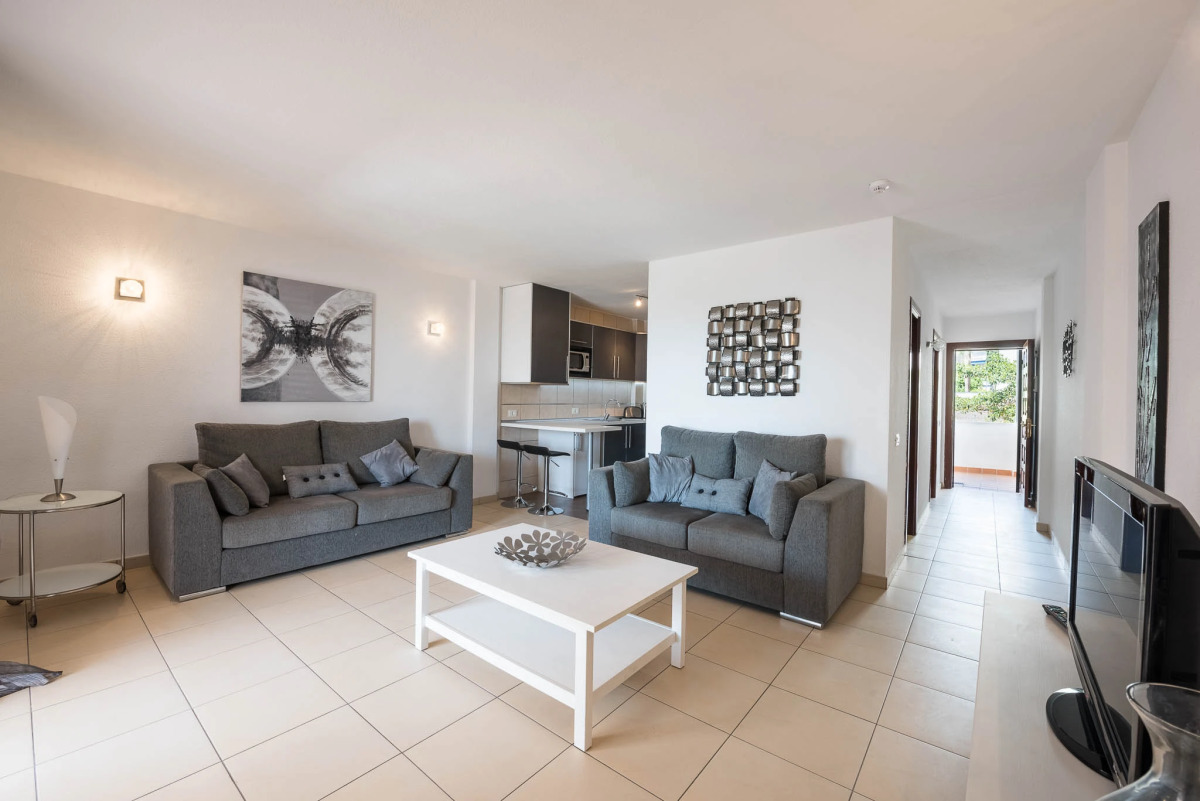 Paloma Beach Apartments