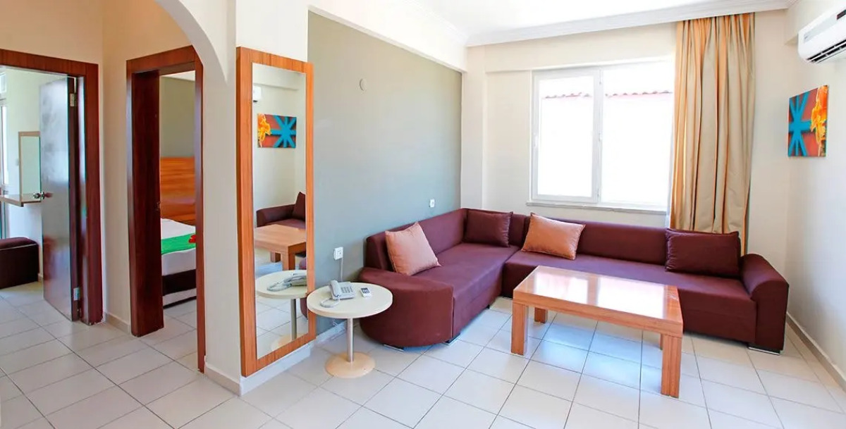 Sunlight Garden Hotel