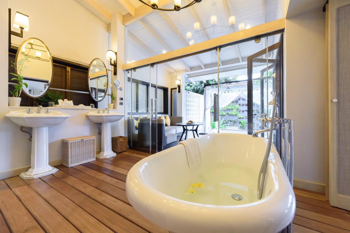 Отель The Shore at Katathani