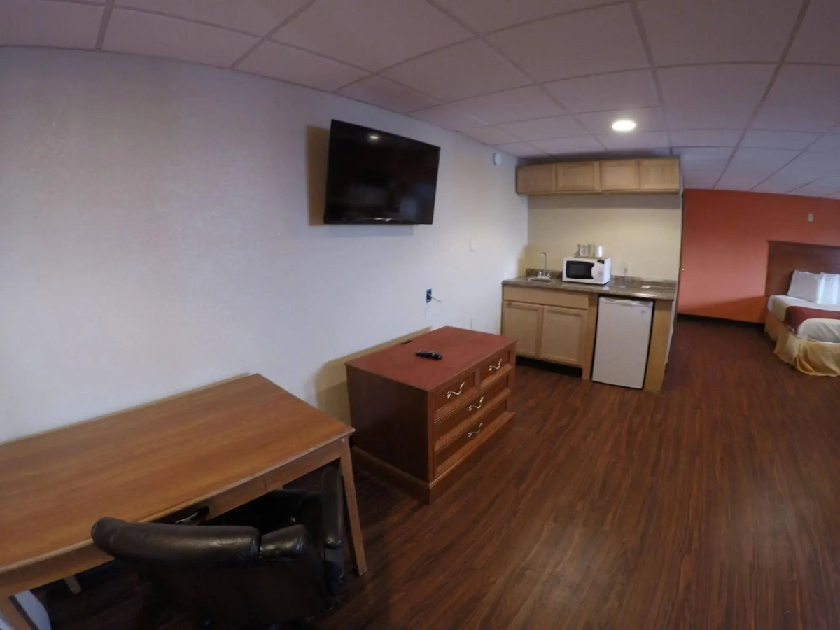 Motel 6 Elizabeth, NJ - Newark Liberty Intl Airport