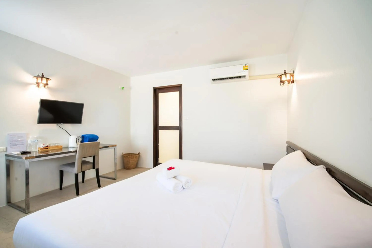 Royal Holiday Palace