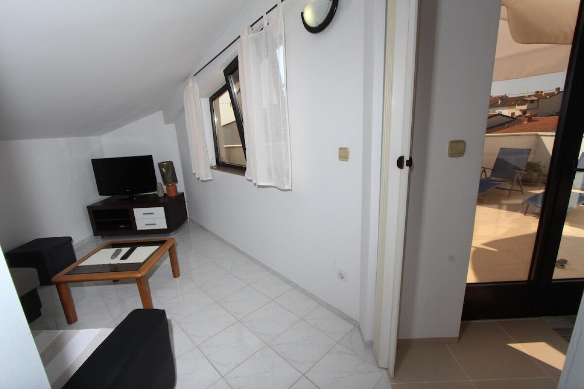 Rooms and Apartment Luana