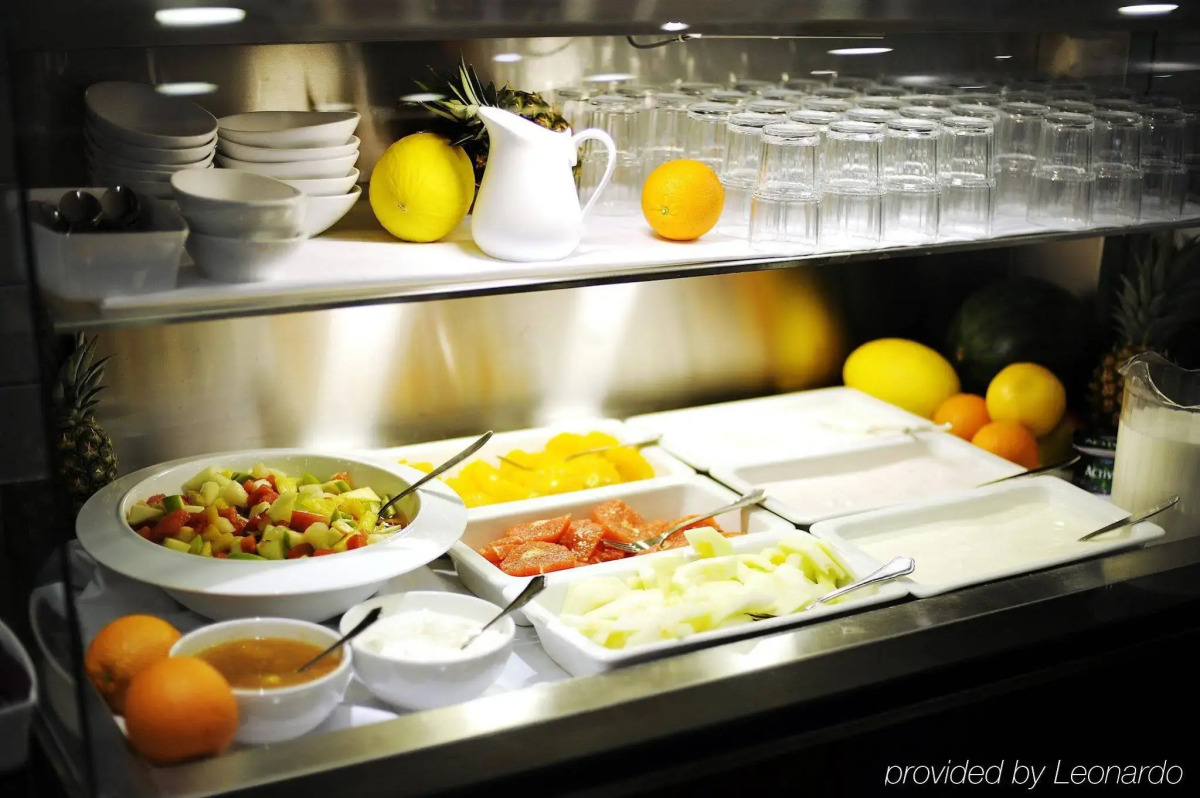 Vander House Apartments