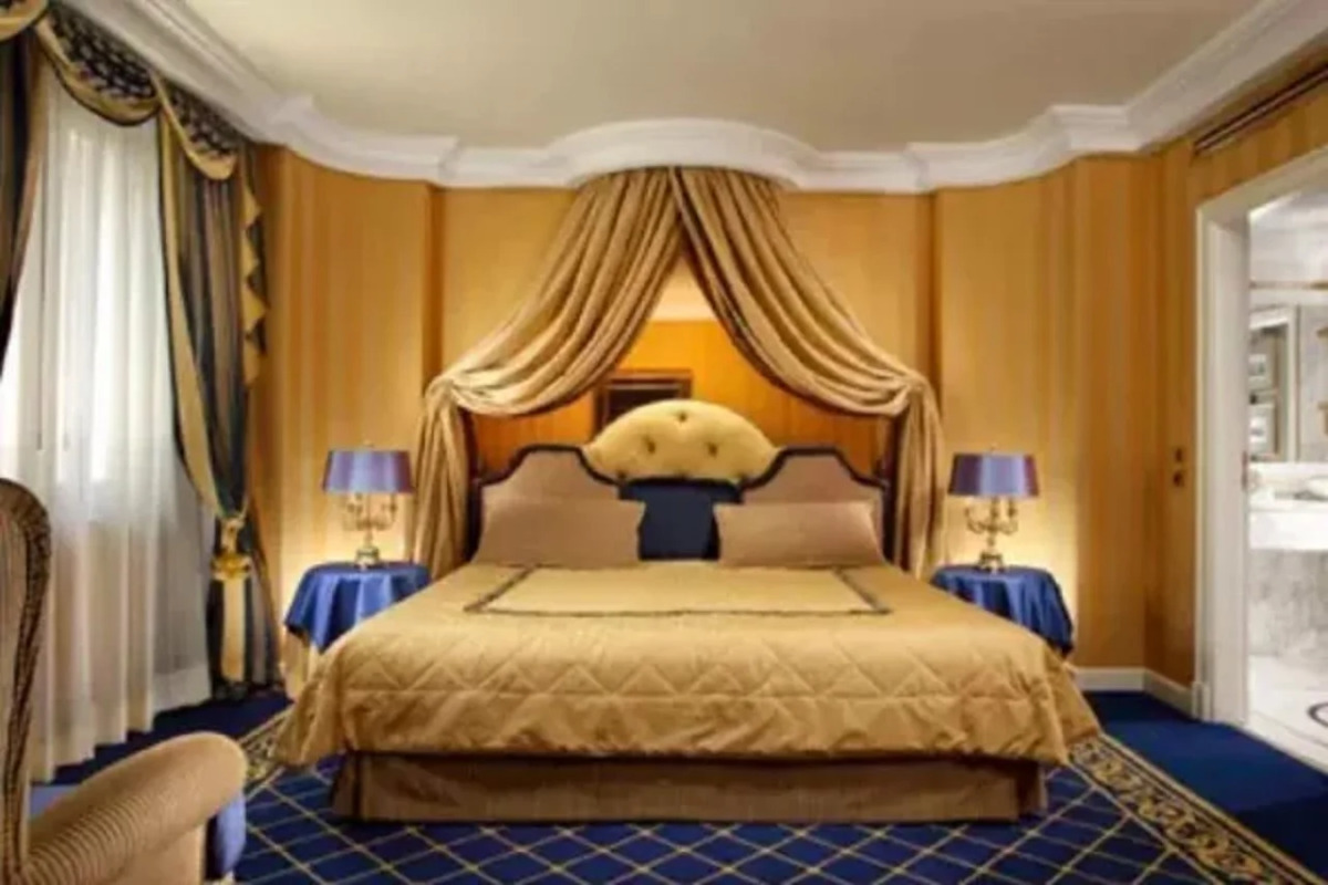 Отель Royal Olympic 