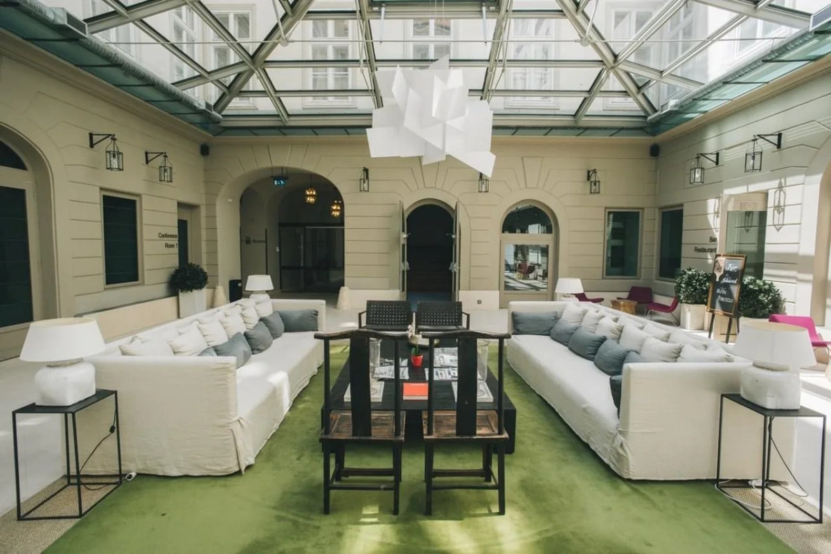 Отель Zenit Budapest Palace