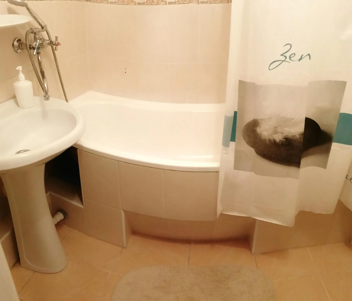 Апартаменты на улице Гостенская 12