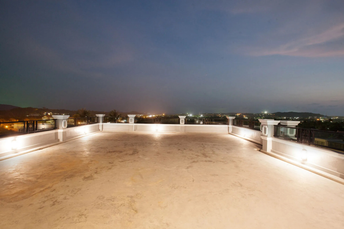 Nature Pine Residence