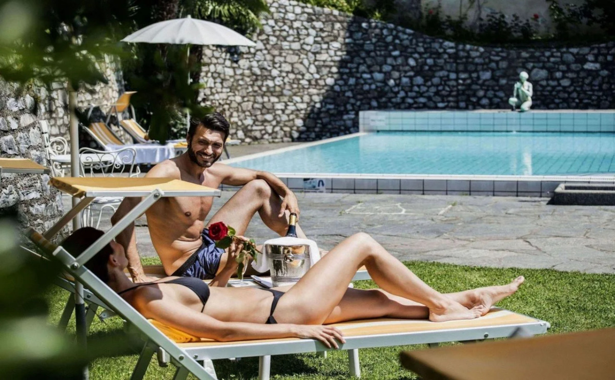 International au Lac Historic Lakeside Hotel