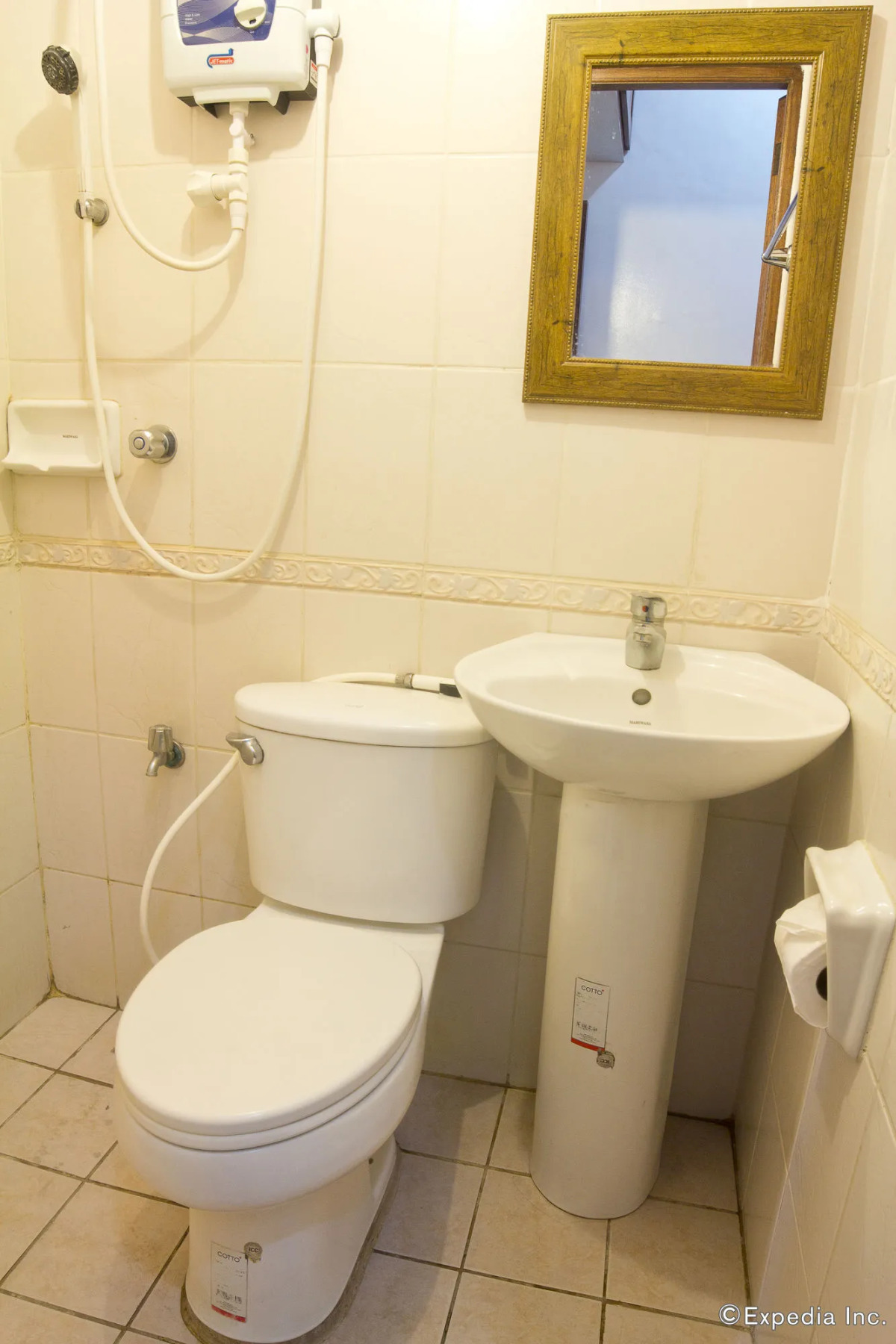 Isabelle Garden Hotel & Suites