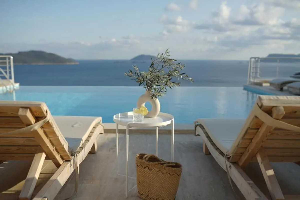 Blue Island Luxury Hotel - Adults Only