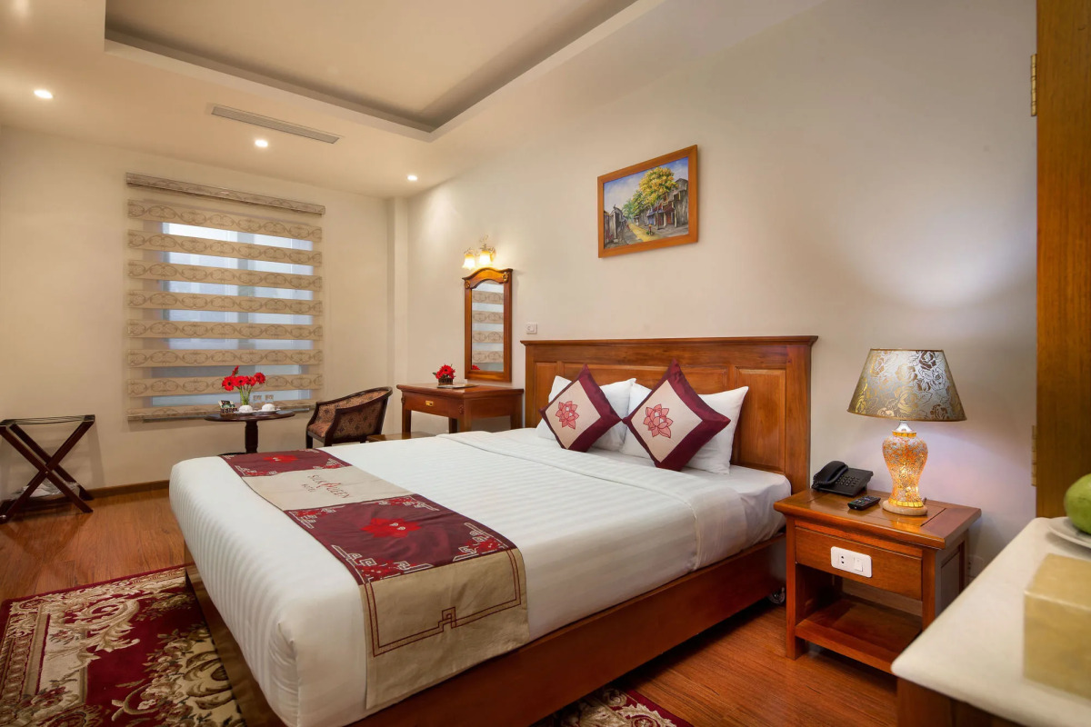 Sq Hang Gai Hotel & Spa