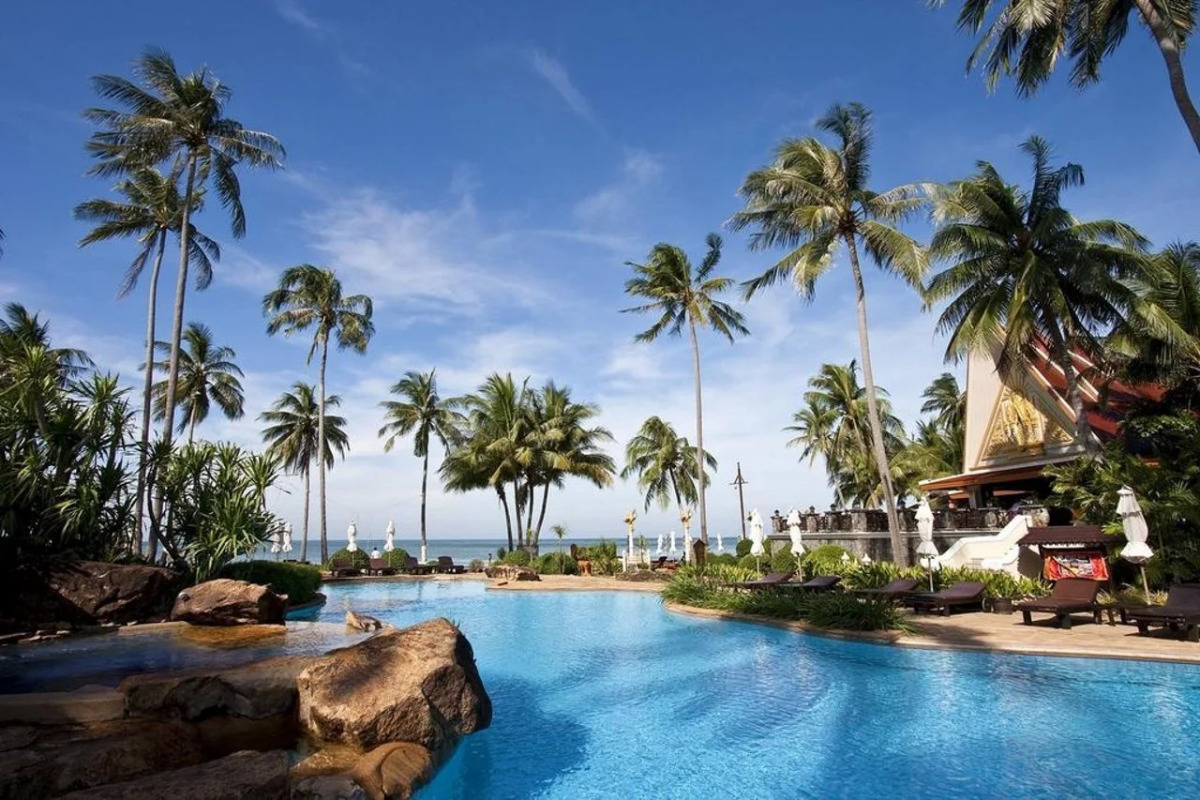 Курортный отель Santhiya Tree Koh Chang Resort