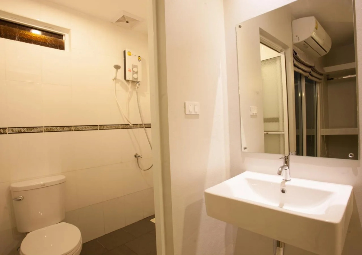 Nature Pine Residence