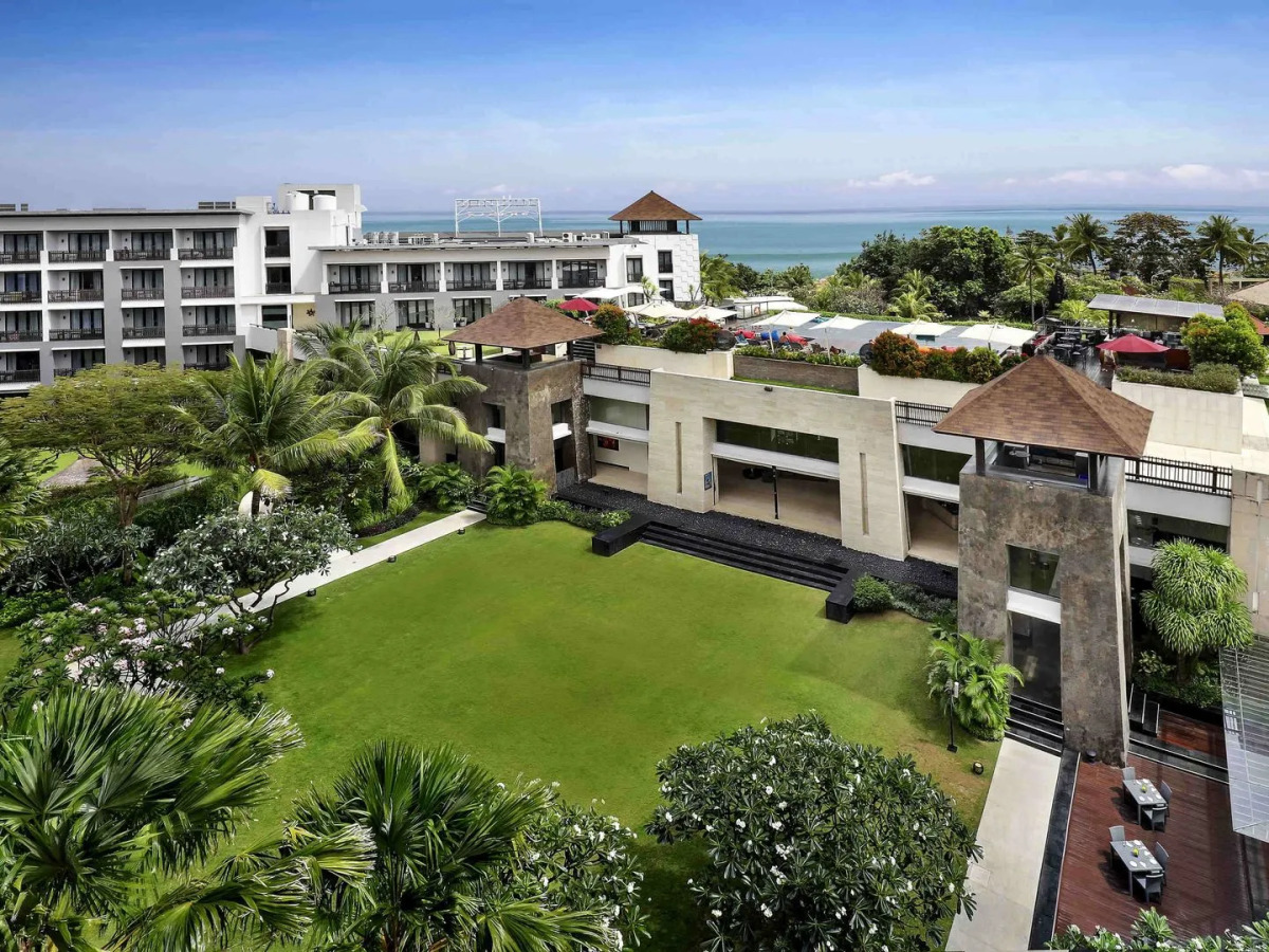 Pullman Bali Legian Beach