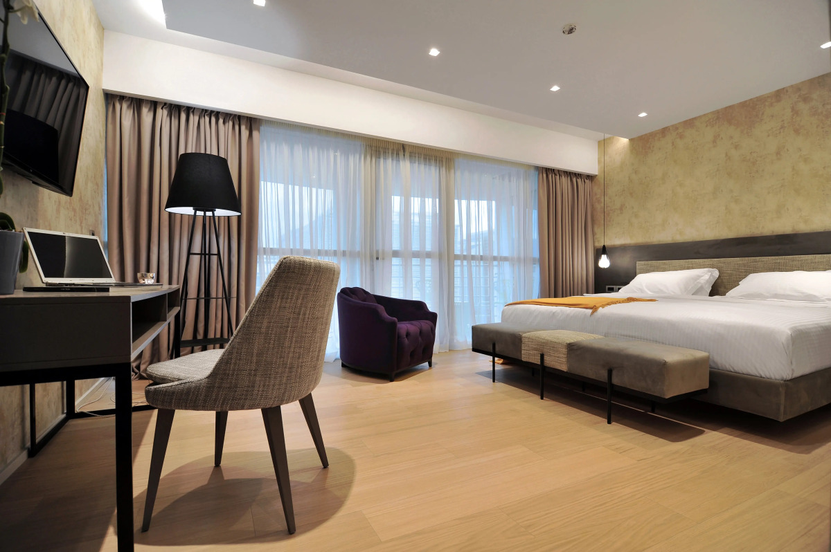 Athenaeum Grand Hotel