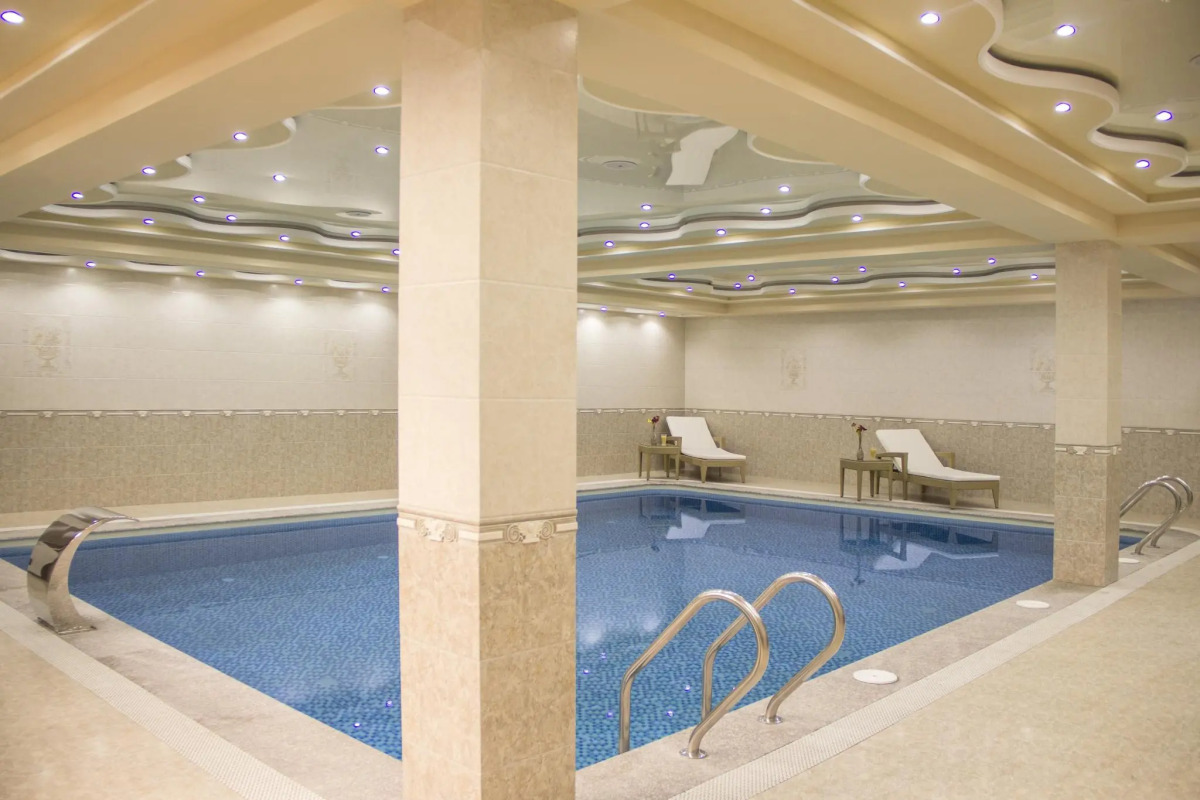 Отель Атлас