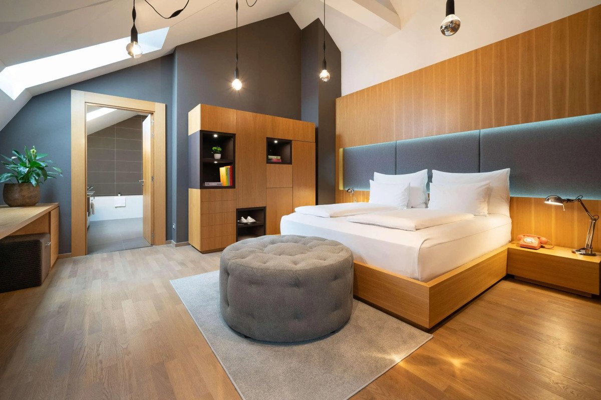 Отель INNSIDE by Melia Prague Old Town