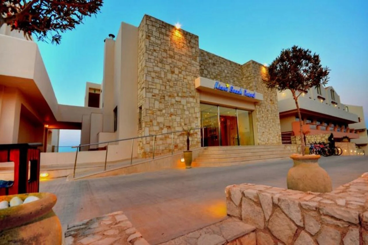 Kiani Beach Resort Family