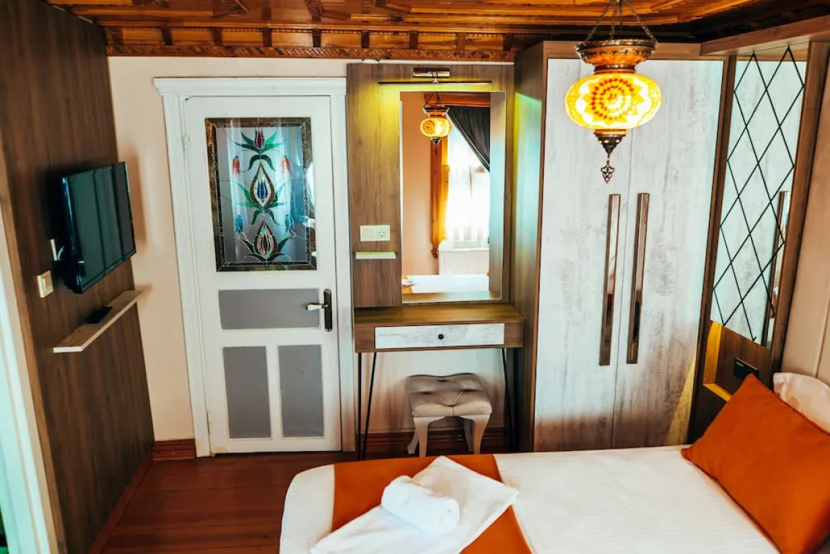 Astra Boutique Hotel