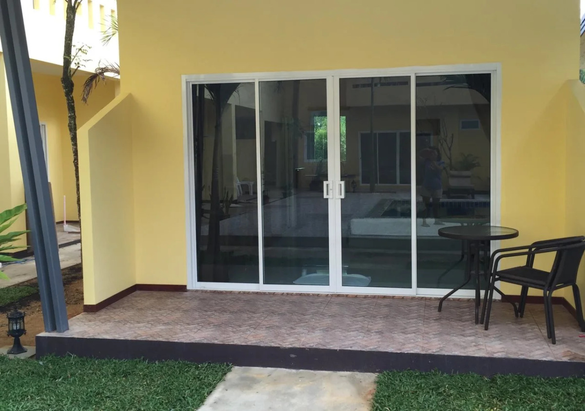 Summer House Resort 2