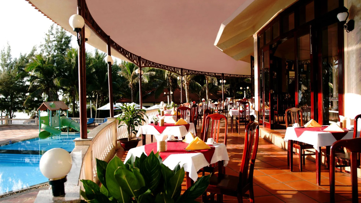 Golden Coast Resort and Spa