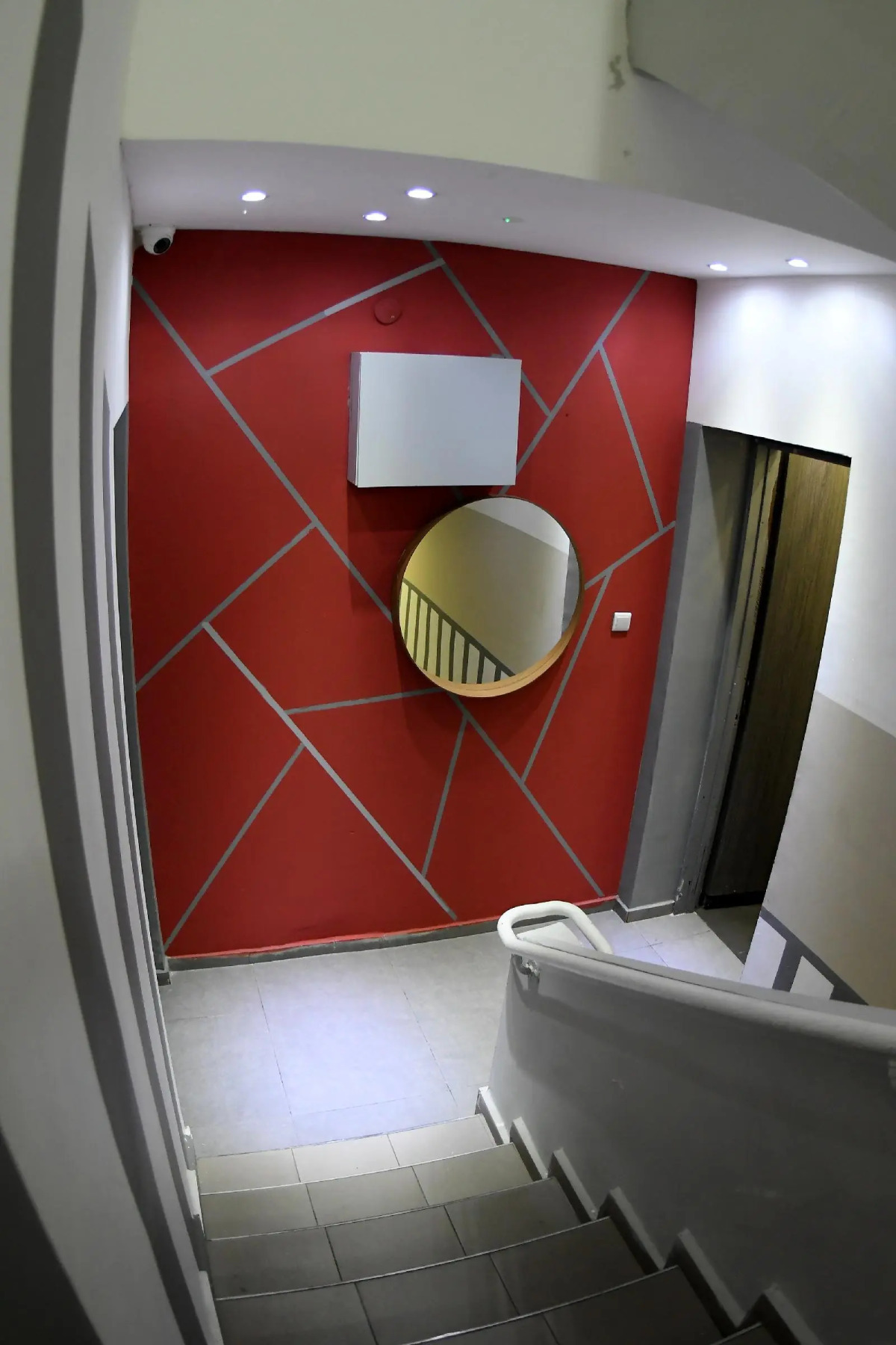 Crown Sea Apart hotel