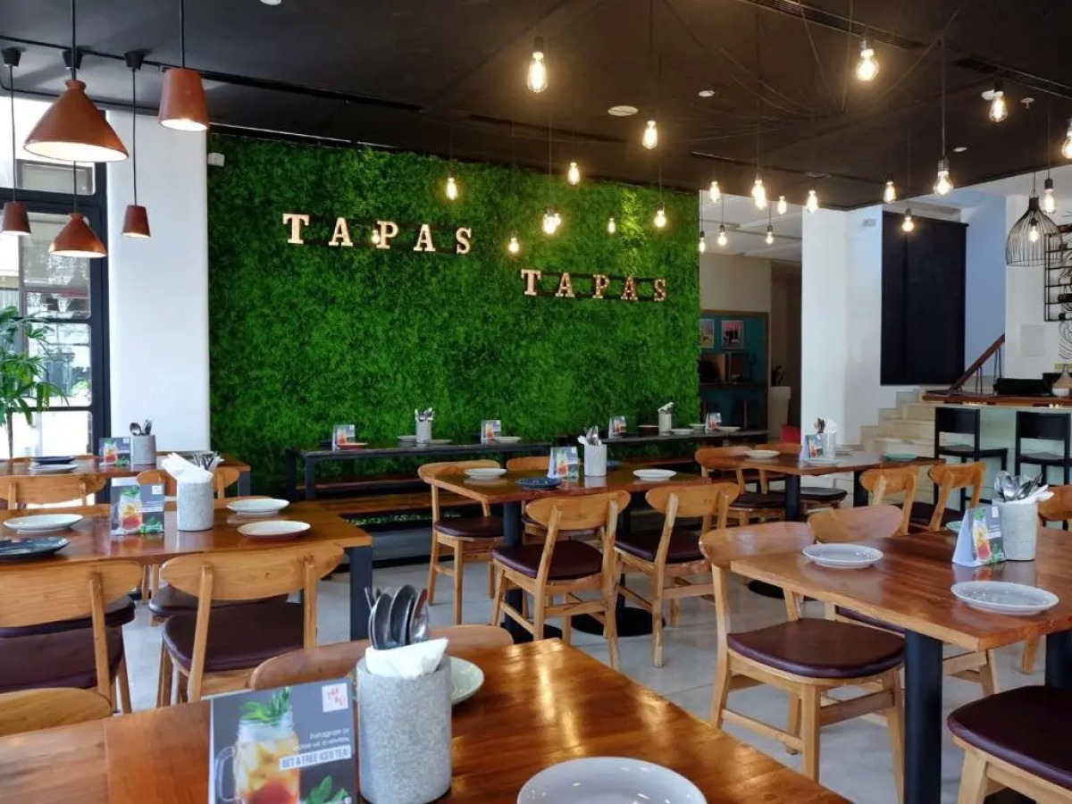 Grand Livio Kuta Hotel